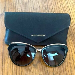 Dolce & Gabbana Sunglasses (DG4304)